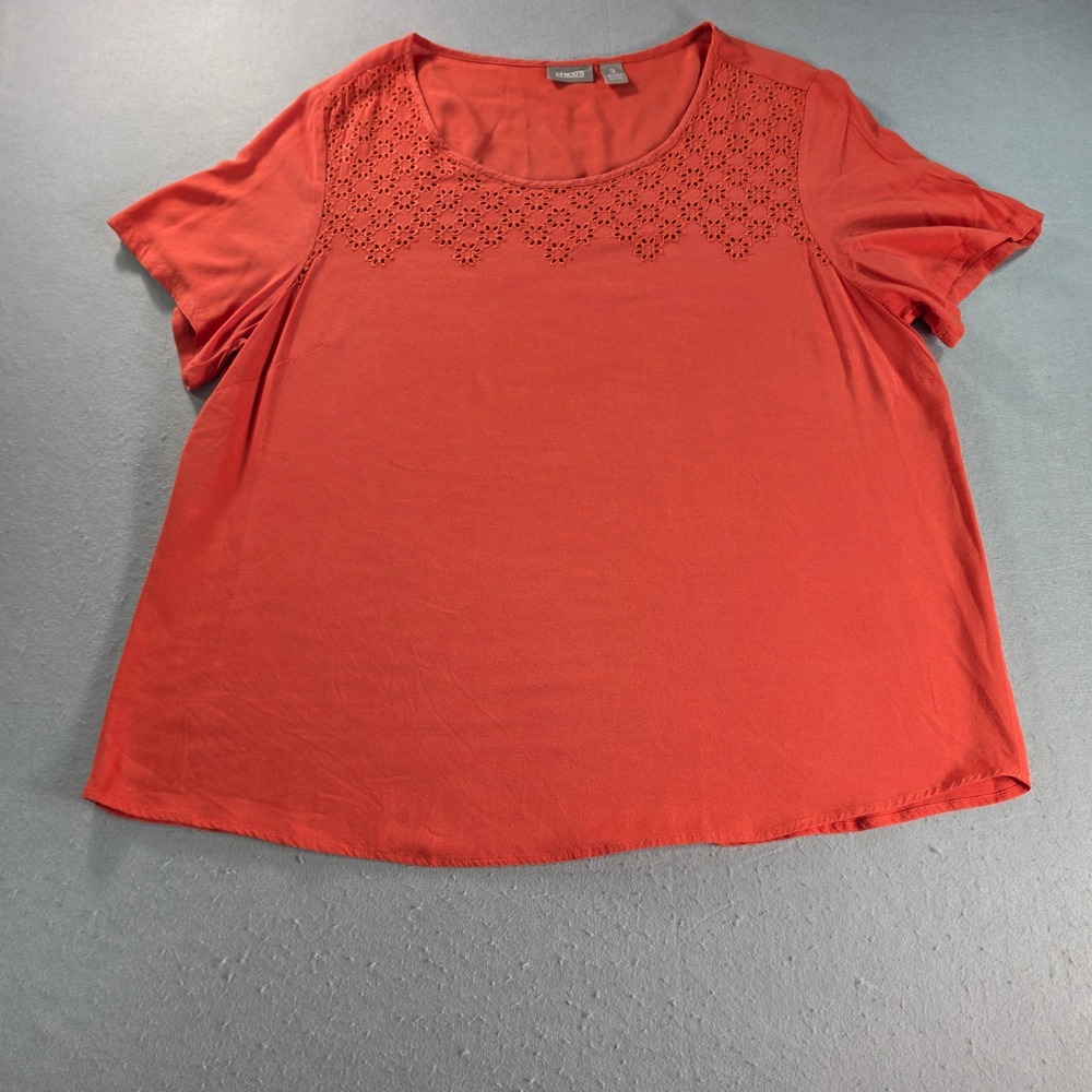 Chicos Orange Red Eyelet Embroidered Rayon Short Sleeve Blouse Top Womens Size 3